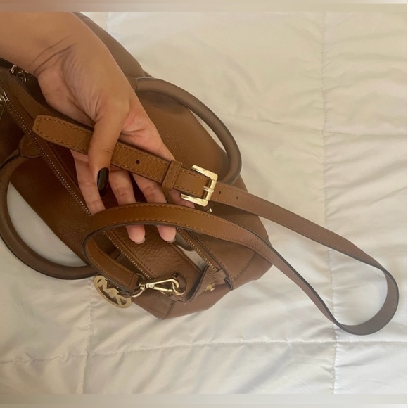 Michael Kors Brown Leather Shoulder Bag - Picture 8 of 10